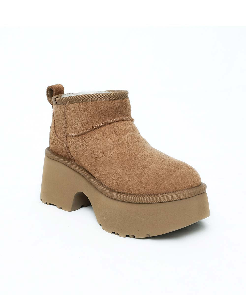 Women's UGG Ultra Mini Terra Boot Secondary image